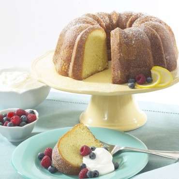 Nordic Ware Anniversary Bundt Pan