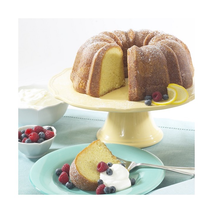 Nordic Ware Anniversary Bundt Pan