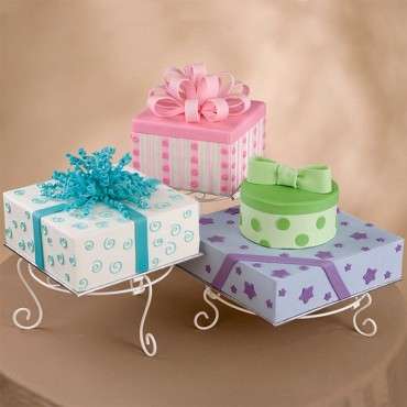 Wilton Cakes and Treats Display Set