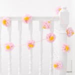 Talking Tables Flower Pom Pom Garland Pink, 3 Meter