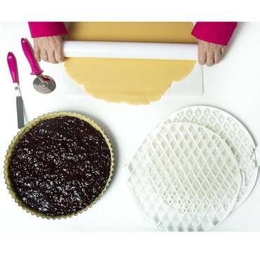 Lattice Linzer Crust Cutter