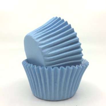 Light blue cupcake cases - stylish muffin liners for special occasions