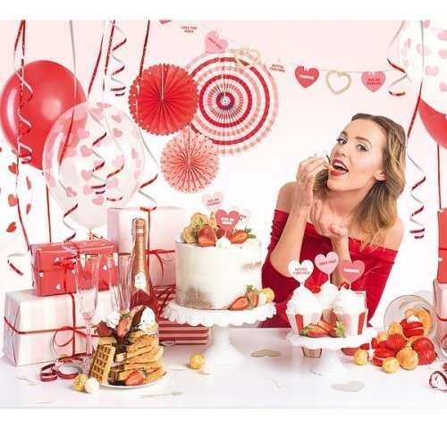 PartyDeco Sweet Love Party Decoration Set, 32 pcs