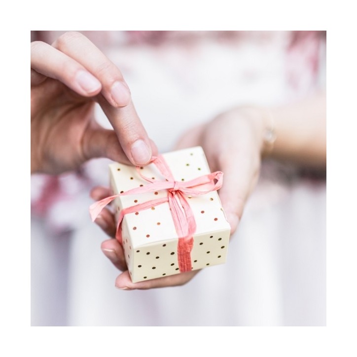 10x Gift Boxes light peach with gold dots