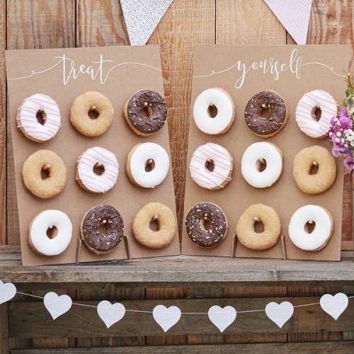 Ginger Ray Treat Yourself Donutwand für 18 Donuts