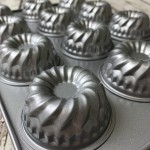 PME Mini Fancy Ring Pan for 12 pcs