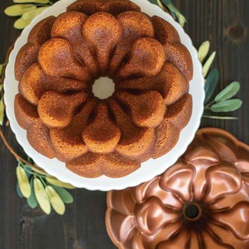 Nordic Ware Magnolia Bundt Pan