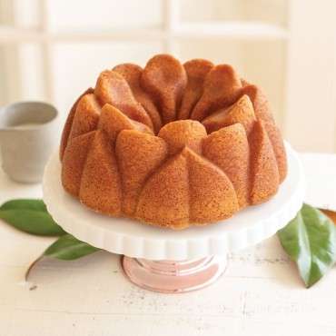 Magnolia Bundt Baking Pan 93848