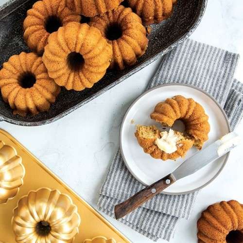 Nordic Ware Mini Anniversary Bundtlette Pan