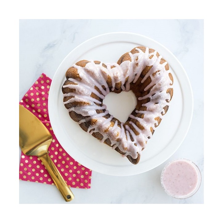 Elegant heart bundt Bakeware Nordicware 55548