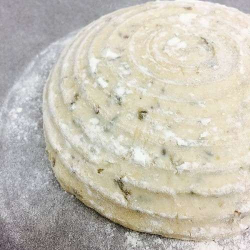 18cm Round proofing basket for 500g dough