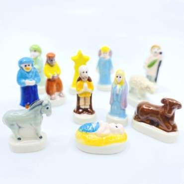 traditional nativity scene King Cake Figurine made of Porcelain