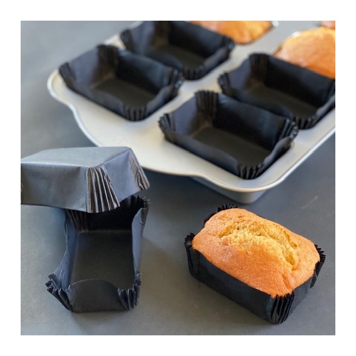 Mini Plum Cake Baking Cups Black 36pcs