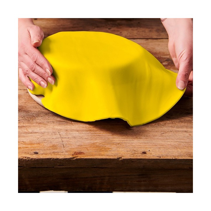 Vegan Sugar Paste Disc Yellow - Kosher- Halal - Lactosefree - Glutenfree - Vegetarian