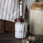 Ib Laursen Adventskalenderkerzen 1-24 Weiss mit roten Nummern