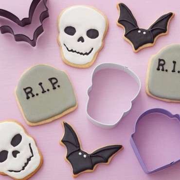 Wilton Tombstone - Bat - Skull Cookie Cutter Set 02-0-0373