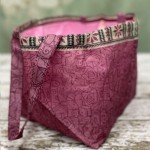 Square Carrier Bag for Cakes - Sari Pink by REHASWiSS