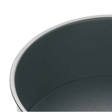 18cm MasterClass Non-Stick Round Cake Pan perfect for Mini Layer Cakes