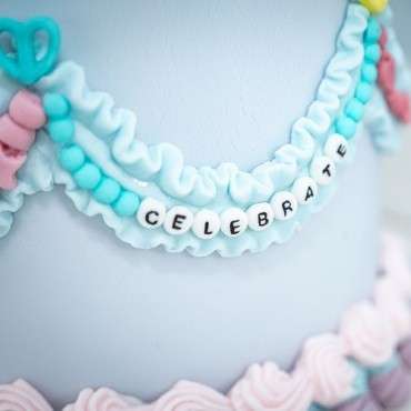 Karen Davies Silicone Mould Friendship Bracelet – Baking Fun for Swifties and Friends