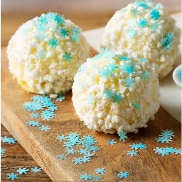 Edible Snowflakes by Decora – Winter Magic for Your Desserts ❄️