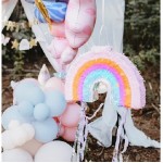 PartyDeco Foldable Rainbow Piñata, 50x33x10cm