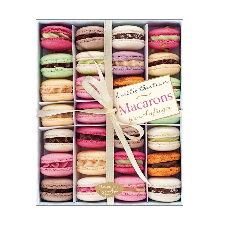 Book Macarons by Aurelie Bastian